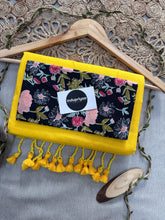 Yellow Handloom Cotton Saree With Flower Print Blouse